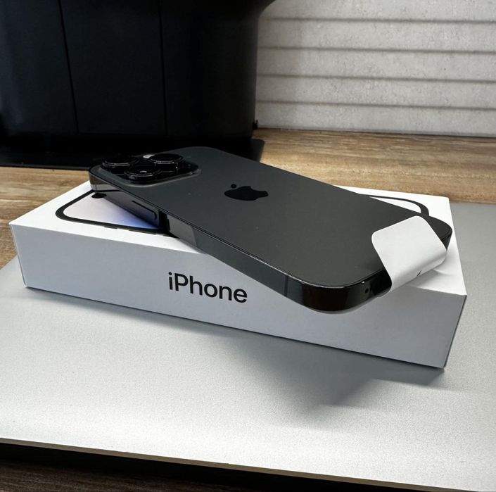 Iphone 14 Pro na 256GB, 93% Bateria Black