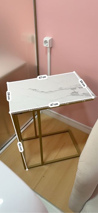 Mesinha de apoio base de metal e tampo madeira