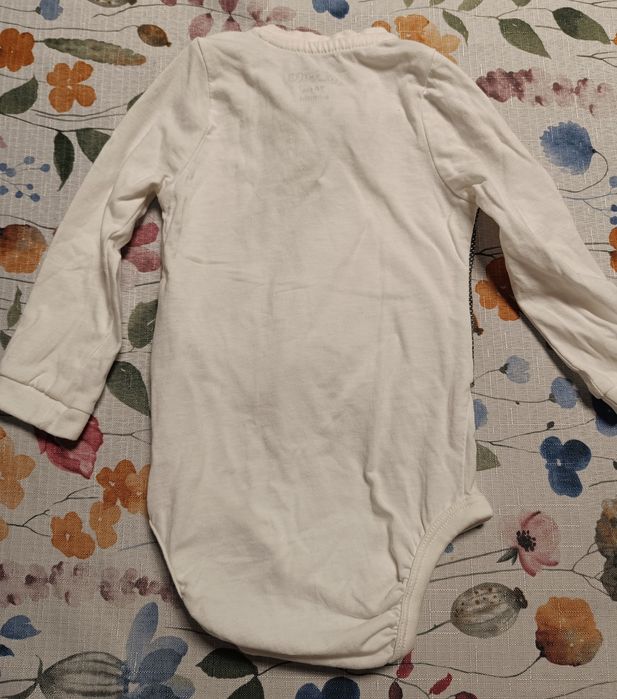 Eleganckie body chłopięce 74 mucha kamizelka