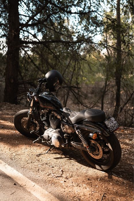Harley davidson sportster forty eight