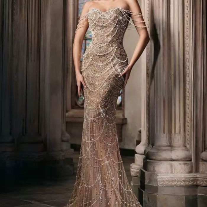 Продам вечернее длинное платье