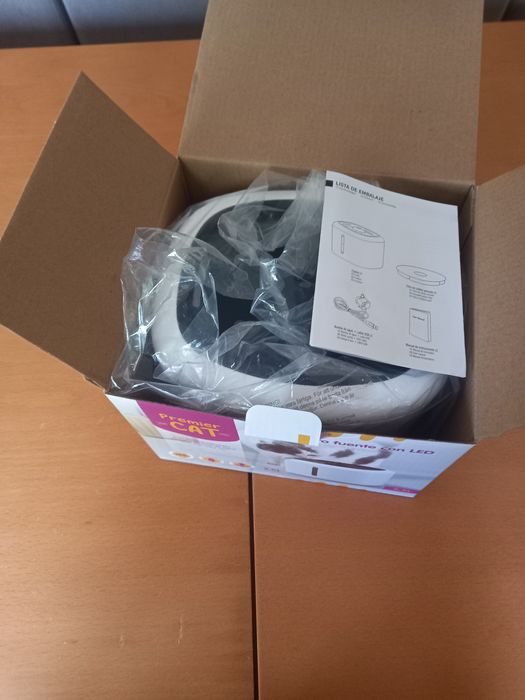 Fonte de água para gato