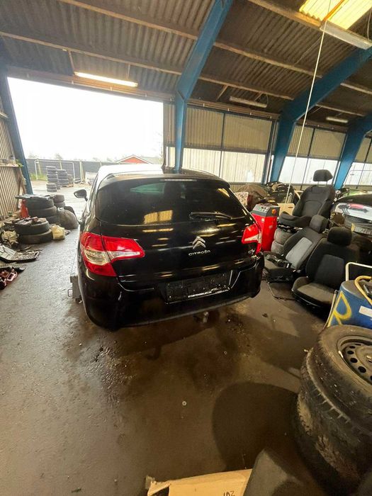 Citroen C4 B7 бампер та інше.Сітроен Ц4б7 бампер та інше,Сітроен ц4 б7