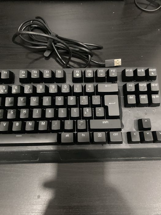 Teclado razer blackwidow