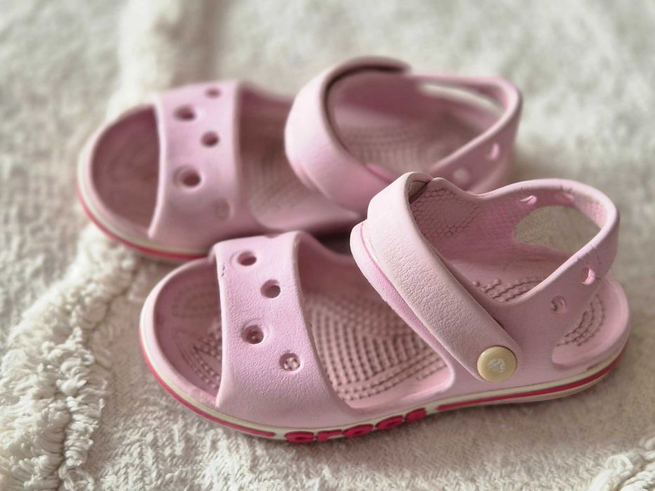 Sandały crocs C9 25