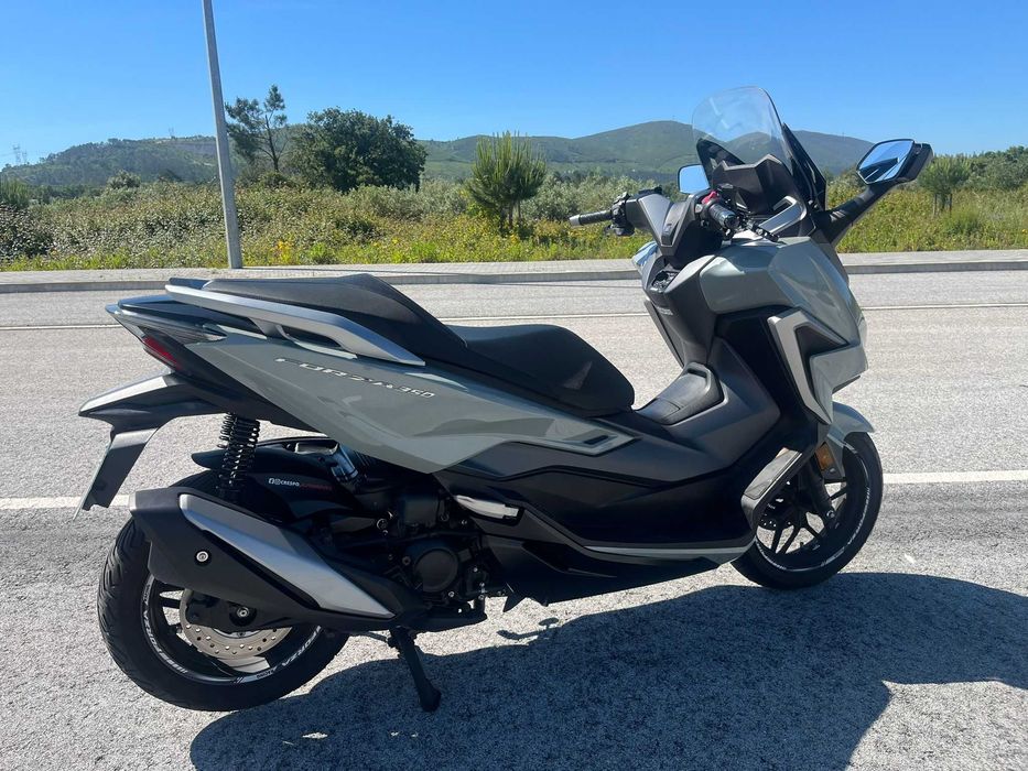 Honda Forza 350