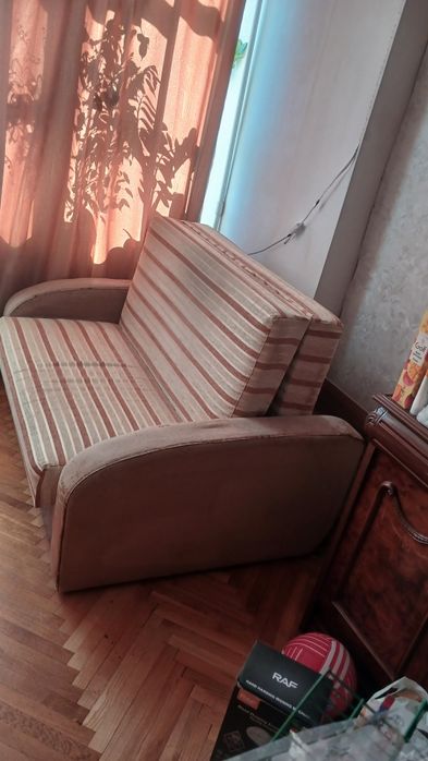 Мкбель(диван-малютка) б/у