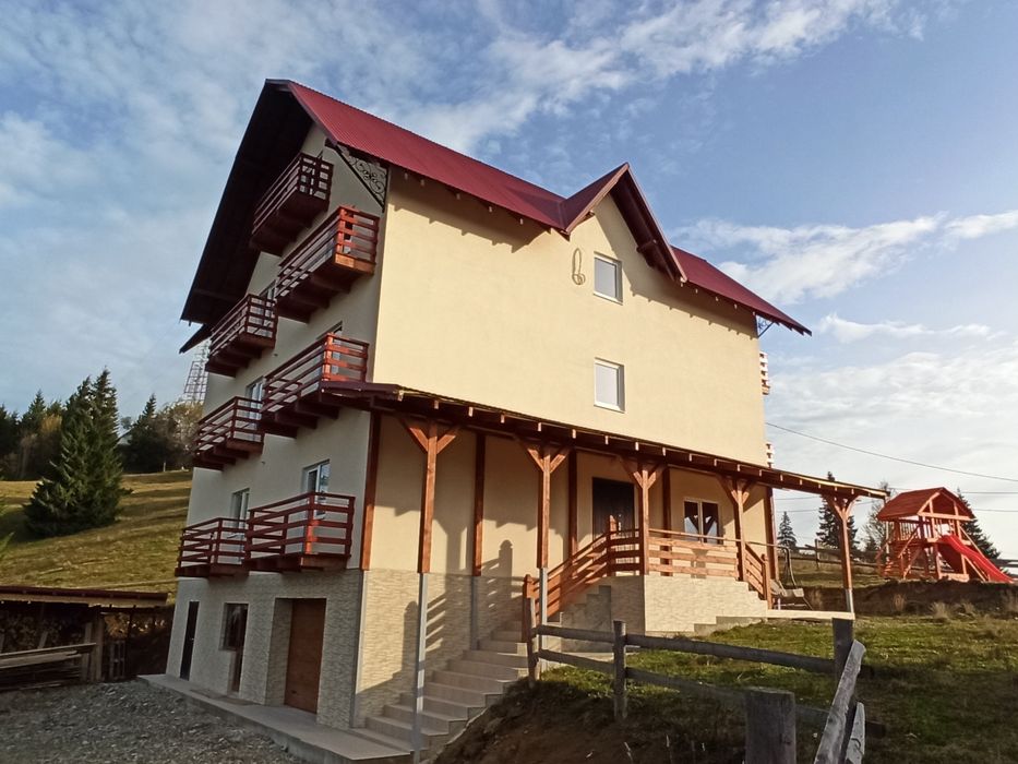 Проживання і відпочинок у Карпатах