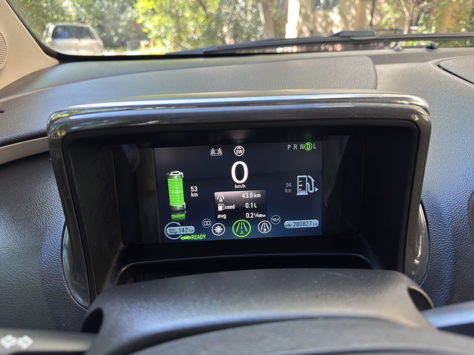 Chevrolet volt 2012 гибрид