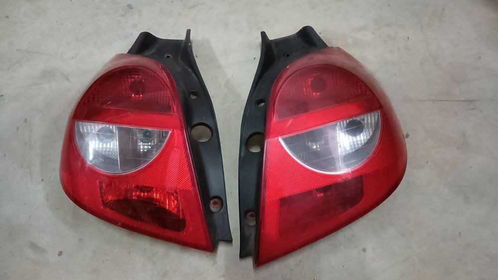 Farolim Renault Clio 3 farolim 2007