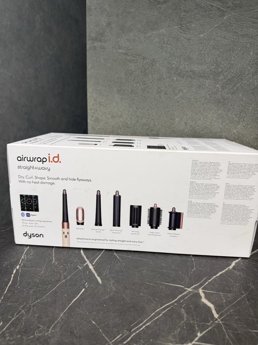 Продам стацлер Dyson