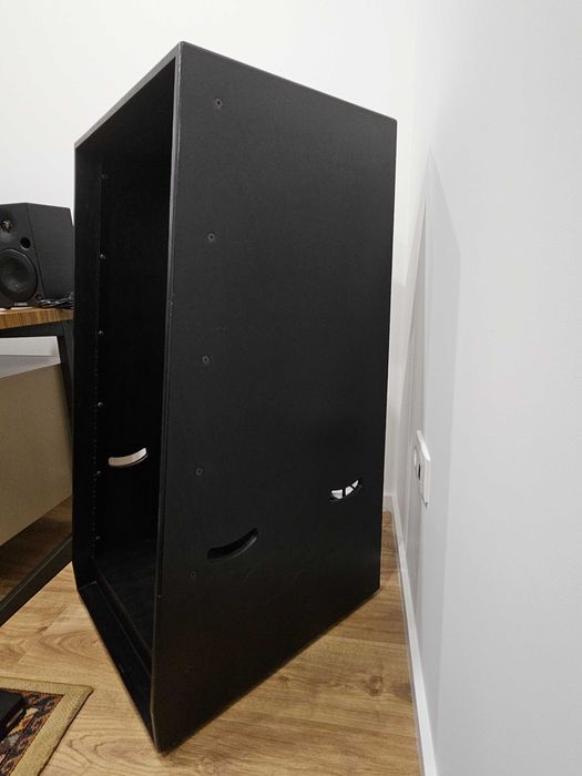 Rack áudio p/ 22 unidades