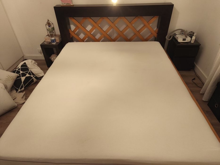 Cama + Colchão Emma 160x200 + 2 Mesas