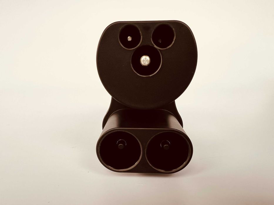 ПЕРЕХІДНИК CCS2 для швидкої зарядки Tesla до 200кВт/год