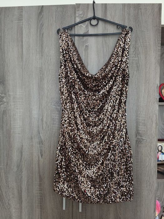 Сукня з пайєтками розмір L