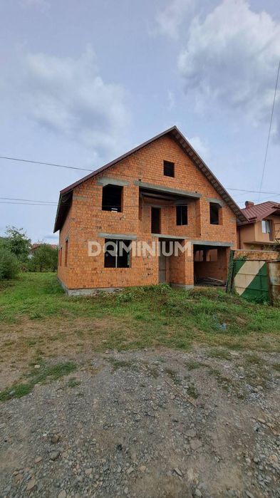 Продається новобудова у м. Хуст