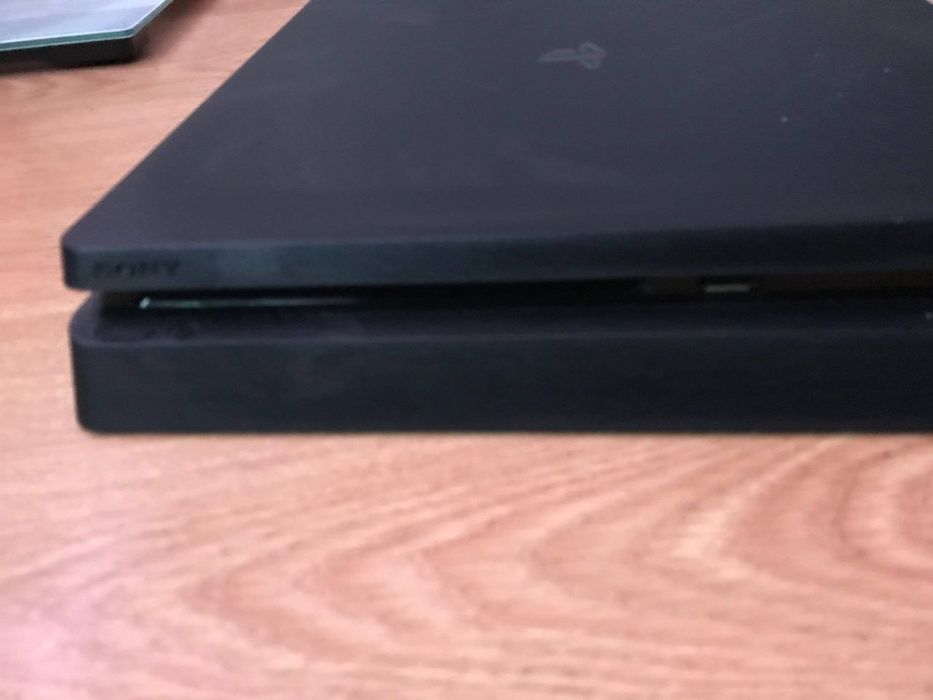 PlayStation 4 
Продаю Pla