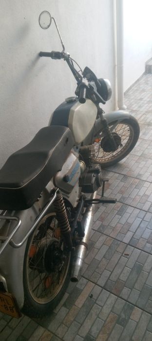 Motorizada casal k181