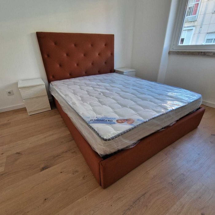 Camas de Casal Estofadas de Luxo 199€ Disp. em Várias Cores! 190x140m!