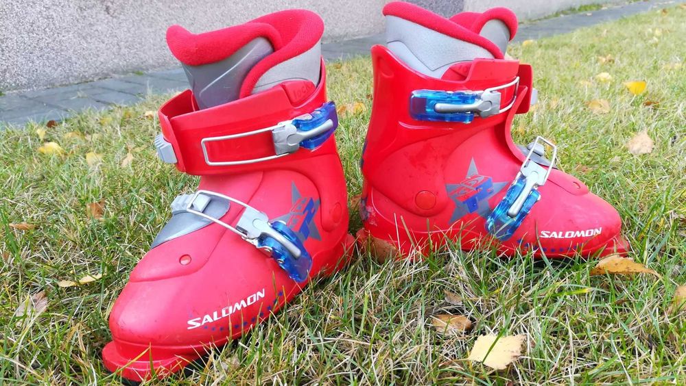 Zestaw narty na 4-5l Intersport 90cm+wiązania+Salomon buty 19cm+kask