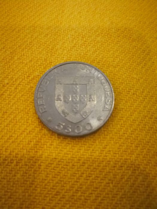 Moeda de 5 escudos