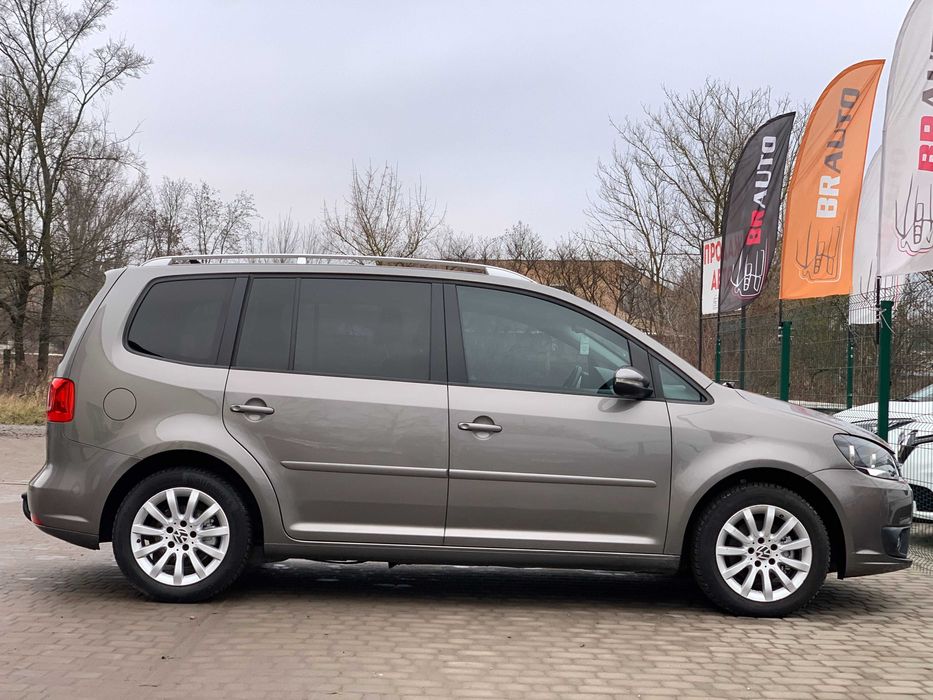 Volkswagen Touran 2011