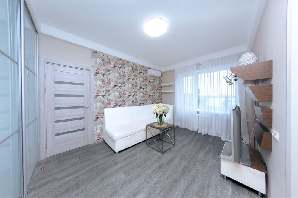 Квартира погодинно, подобово 2 кв на Набережній