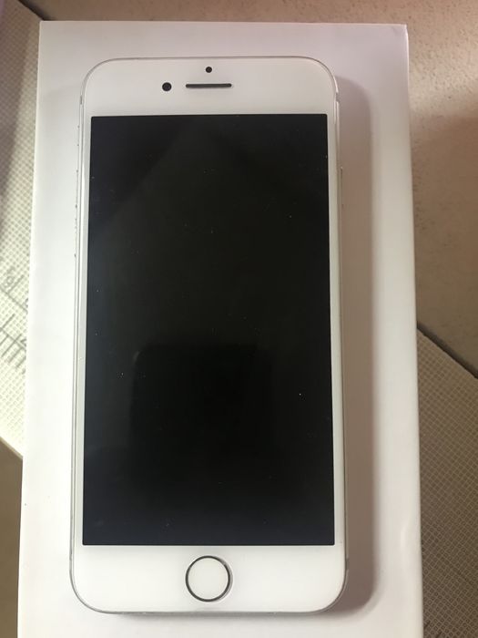 Продам iPhone7