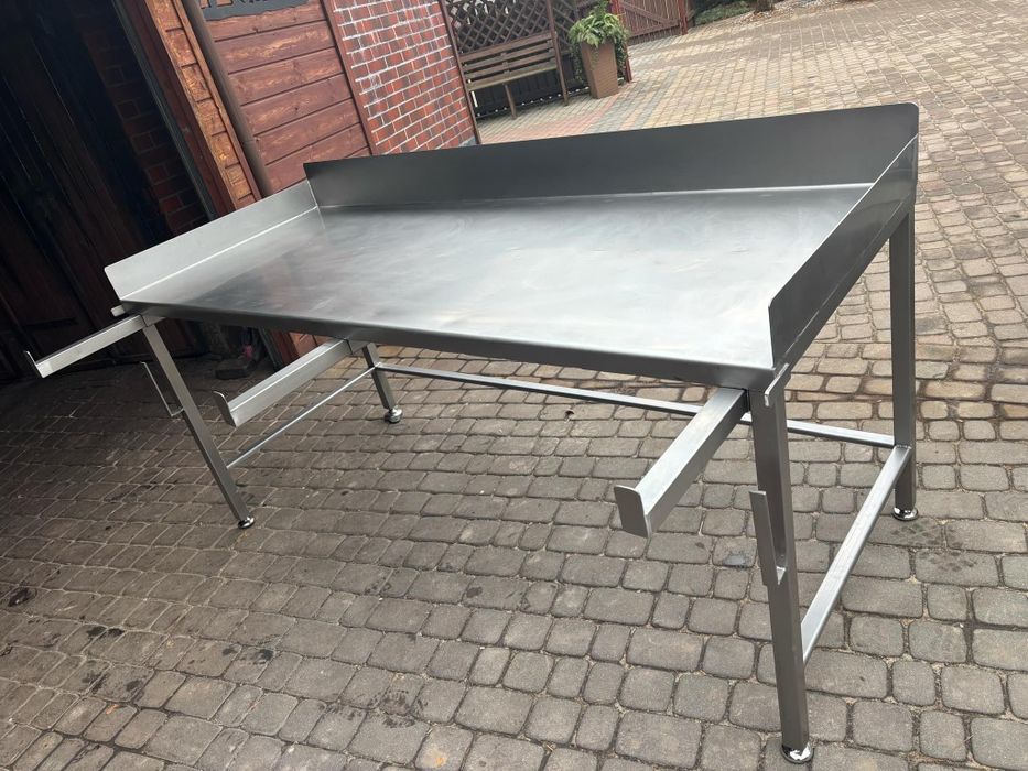 Stół rozbiorowy masarski  nierdzewny pojemnik