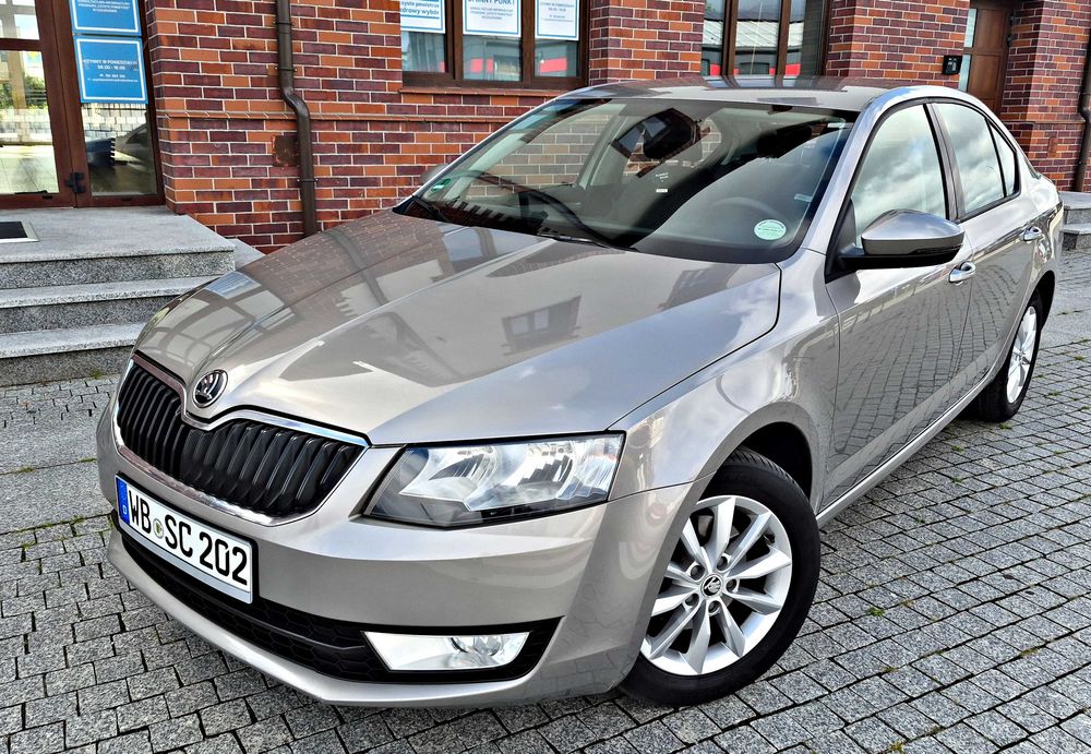 Śliczna Skoda Octavia Benzynka*Klimatron*ALU*Pdg.Fotele!