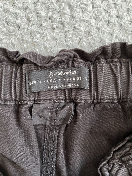 Czarne długie spodnie