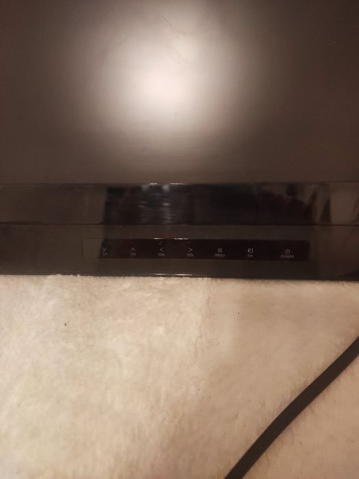 model IKEA UPPLEVA L24U4000FC, który ma 24 cale.