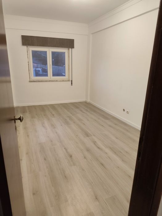 Aluguer Apt T2 r/c Av. Alberto Valente, Palmela