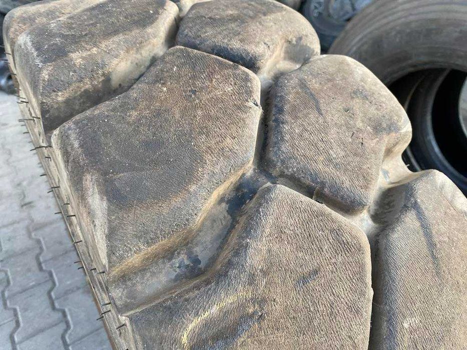 Opona do maszyn przemysłowych 12.00-20 GALAXY YARDMASTER ULTRA / 90%