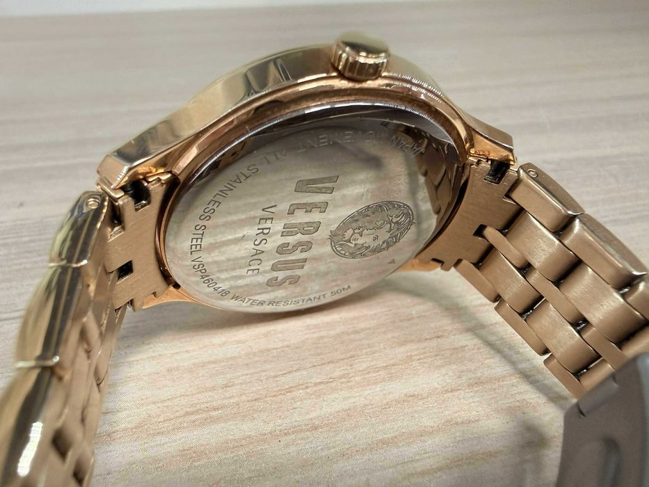 Zegarek damski naręczny Versus Versace VSP460418 Rose Gold