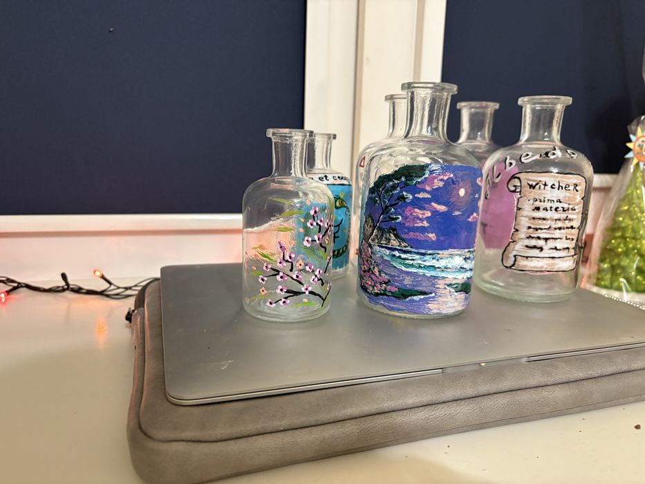 Ручний розпис на пляшках