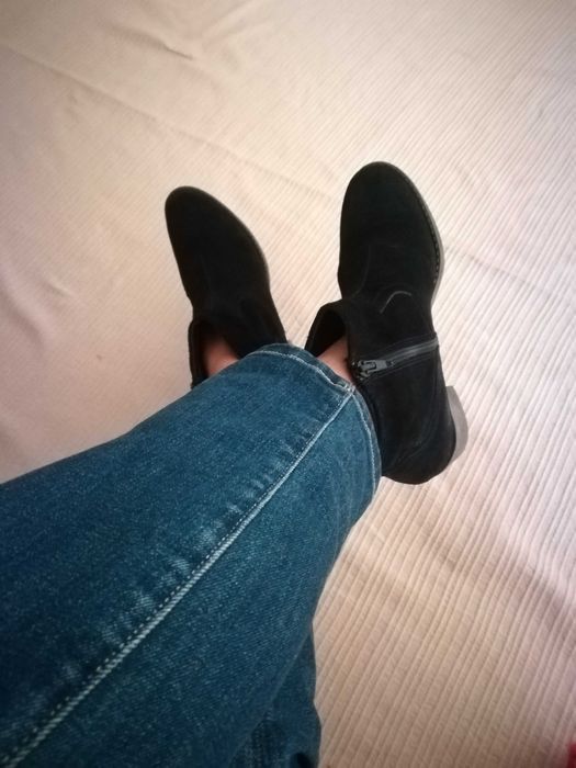 Botas camurça preta novas