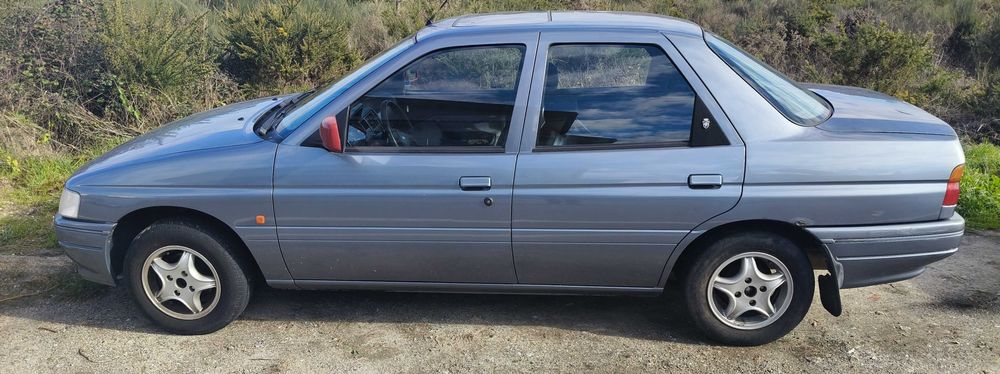 Ford Orion 1.8 D bom estado