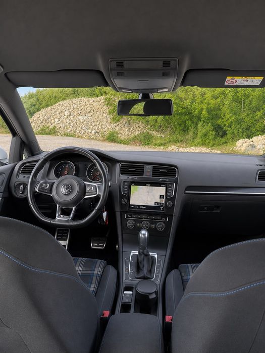 Volkswagen Golf — fotografia 7