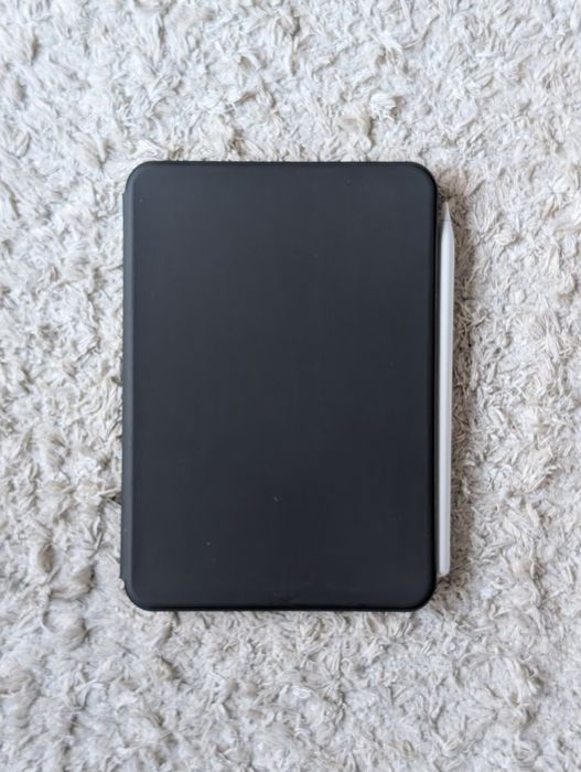 iPad mini (A17 Pro) Wi-Fi 128GB + Etui z klawiaturą + rysik