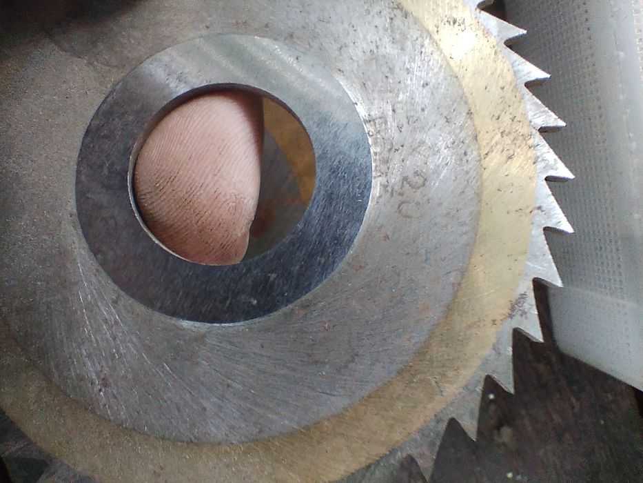 Продам  фрези все комплектом