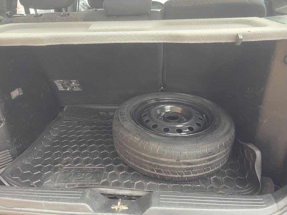 хендай матрикс.