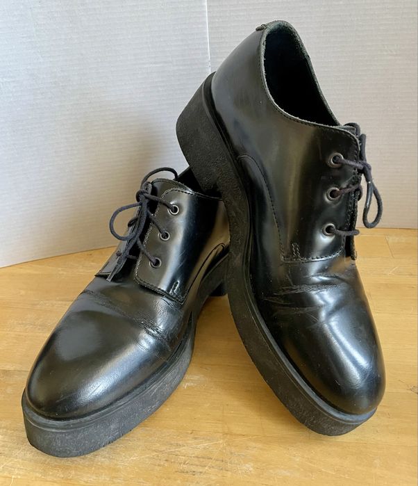 Czarne półbuty COS 38