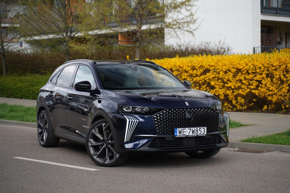 DS7 E-Tense 4x4 360 La Premiere – Test