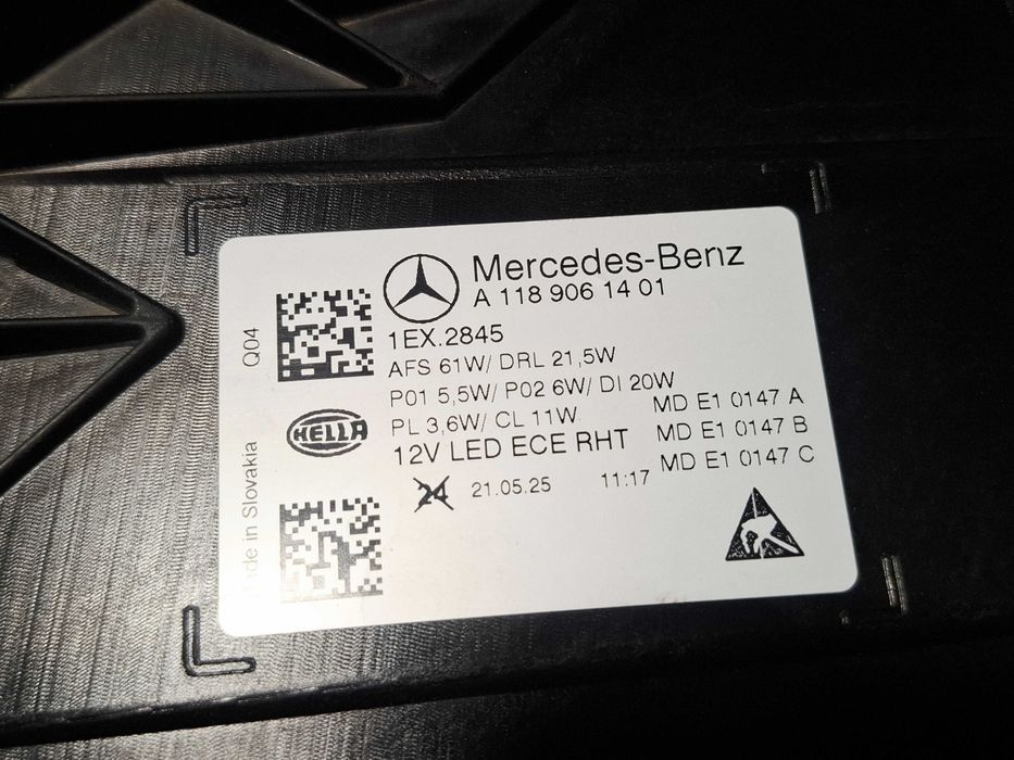 lampa przód przednia prawa mercedes cla ii 2 a118 w118 lift multibeam 2023-2025 a1189061401 cała ladna nie uszkodzona