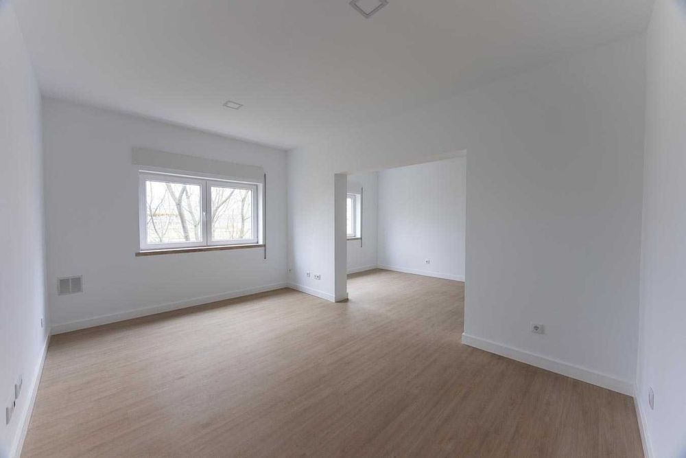Apartamento T3+1 c/ GARAGEM 2 CARROS, S. Sebastião, Setúbal