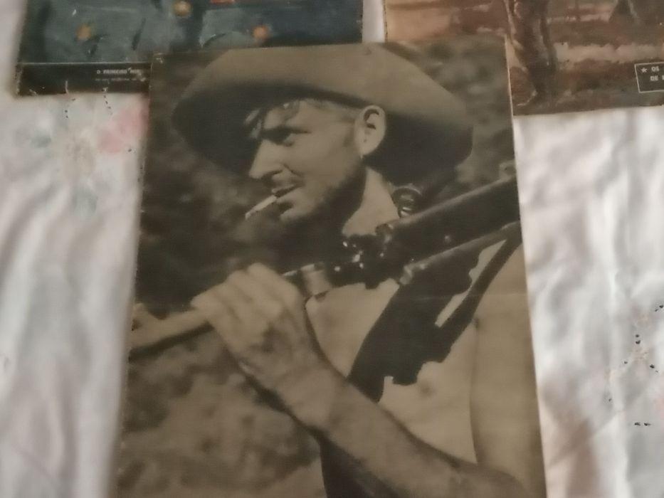 4 revistas da Guerra Ilustrada