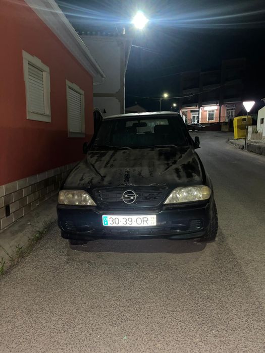 Vendo jipe no estado em que se encontra