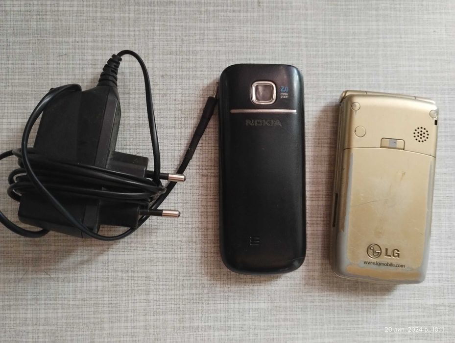 Продам робочі телефони