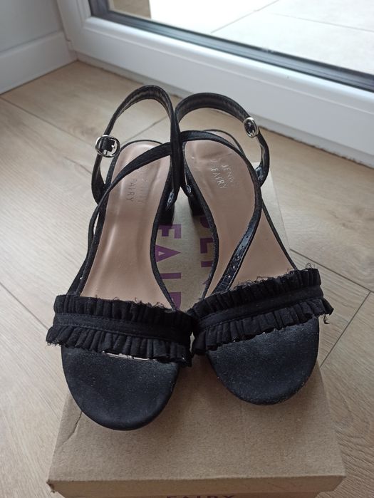 Sandałki czarne damskie